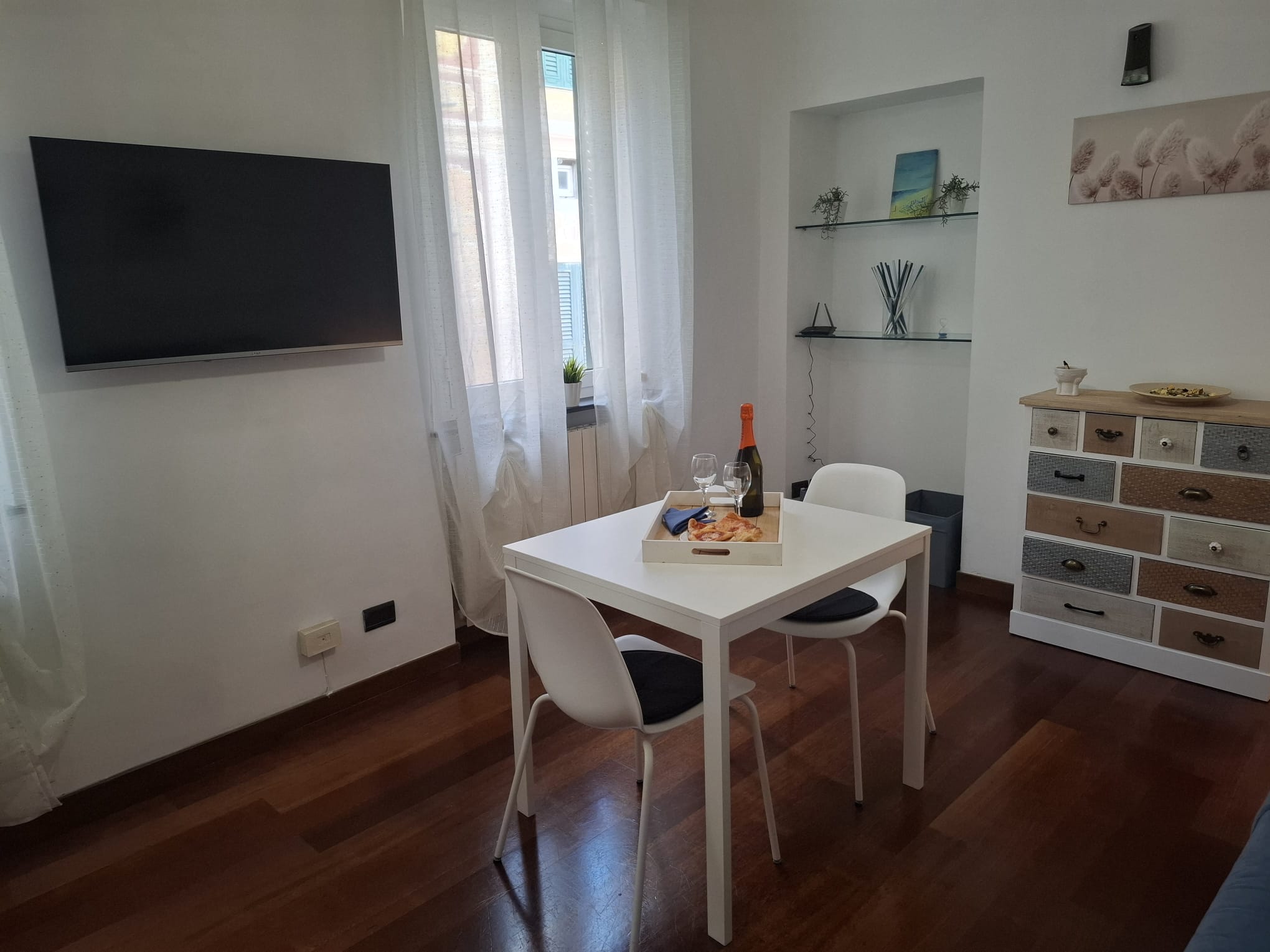 Zona pranzo del soggiorno